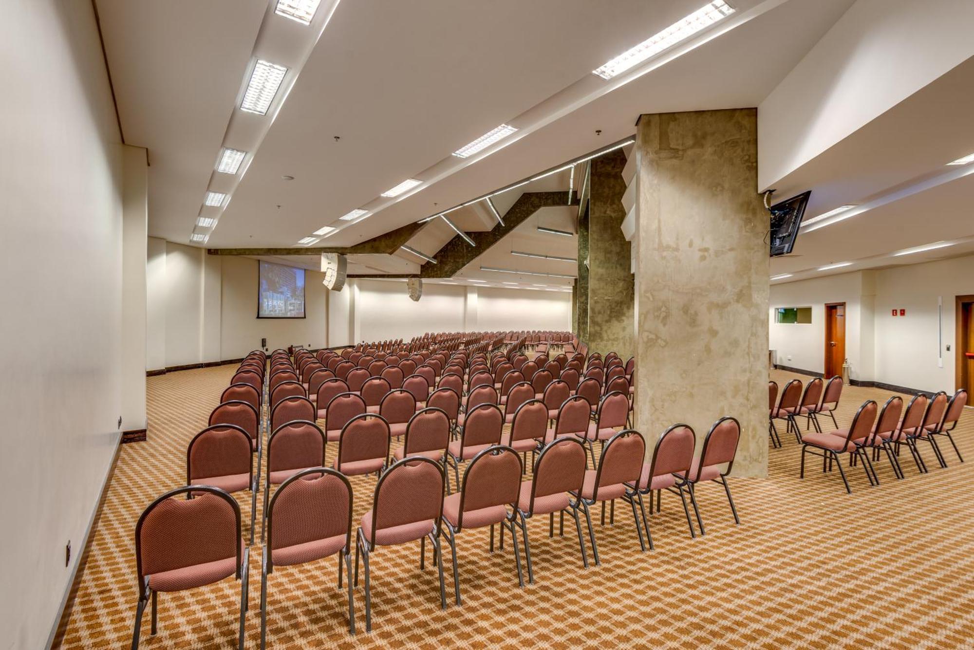 K Hotel Гояния Экстерьер фото