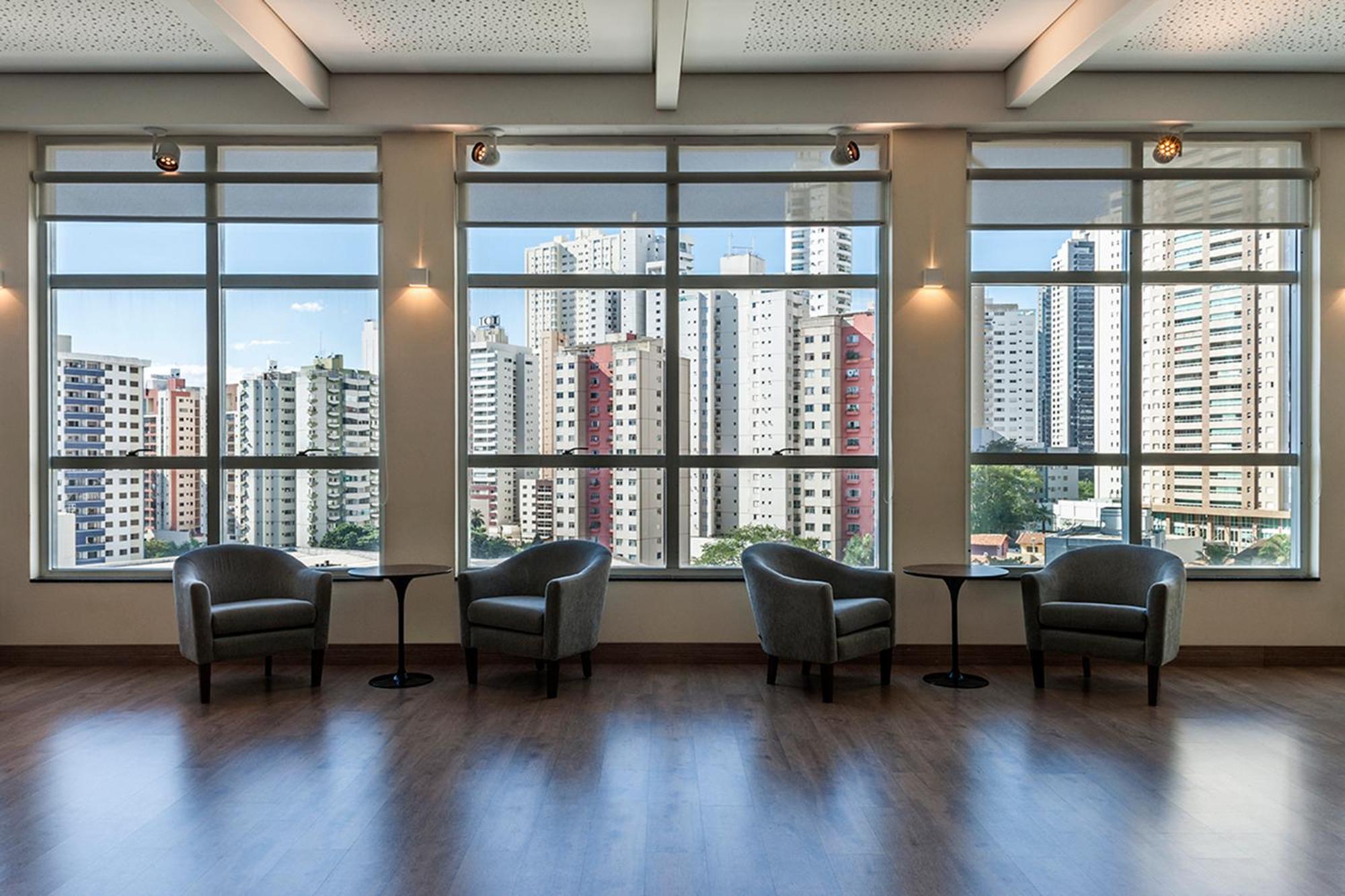 K Hotel Гояния Экстерьер фото