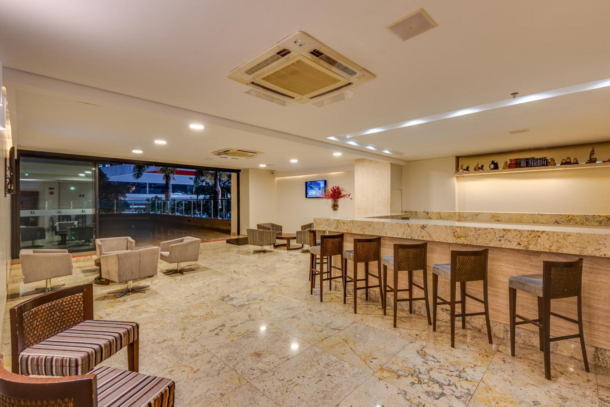 K Hotel Гояния Экстерьер фото