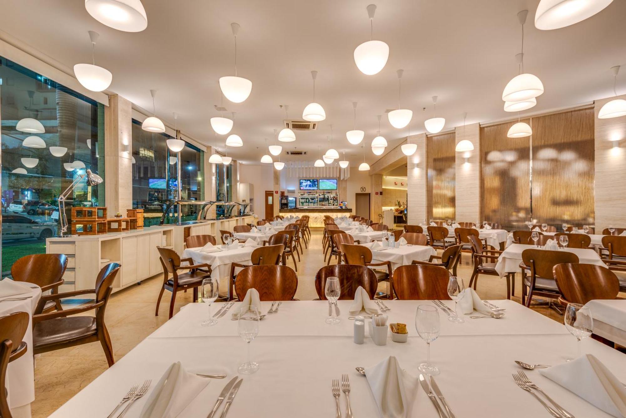 K Hotel Гояния Экстерьер фото